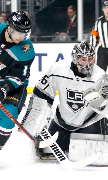 Kings rout rival Ducks 4-1 in coach Willie Desjardins’ debut
